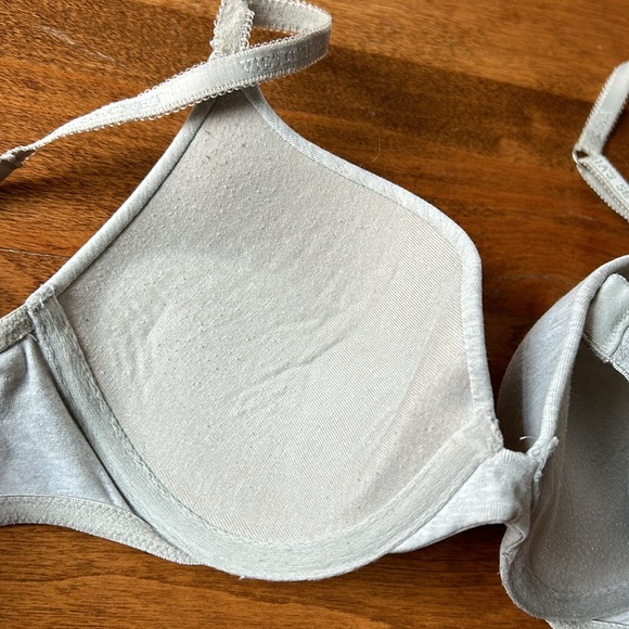 Victoria's Secret cotton push up bra - Picture 4 of 4